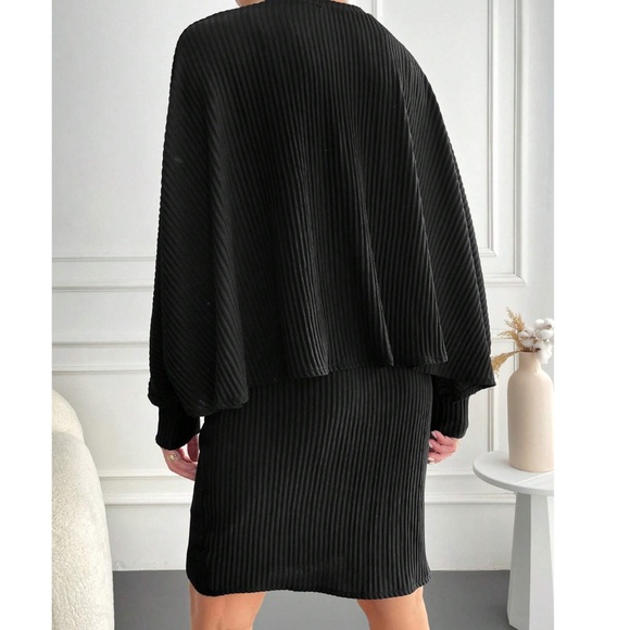 Classic Black Batwing Sleeve Top Ribbed Skirt Set - Picture 5 of 6